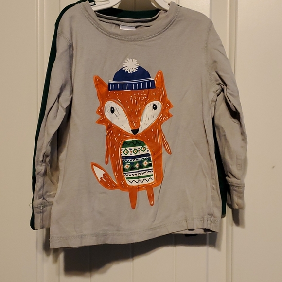 2 Gymboree long-sleeved shirts - Picture 2 of 3